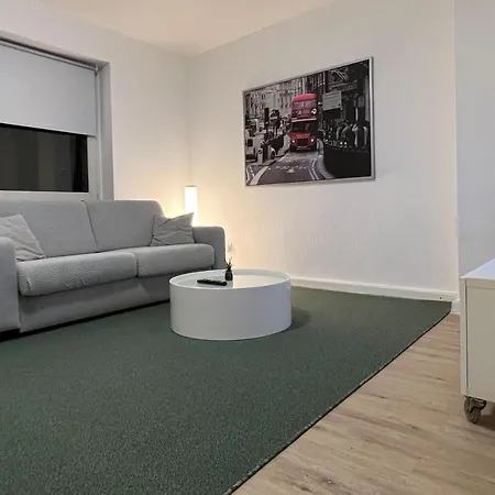 Apartment Mit Balkon Am Rhein