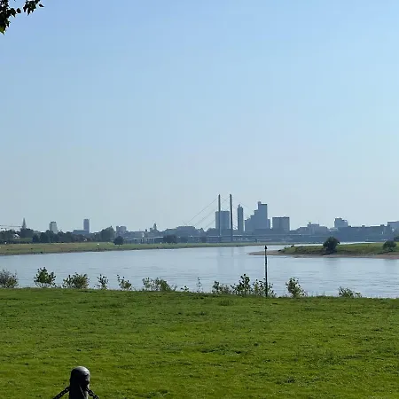Mit Balkon Am Rhein Apartment